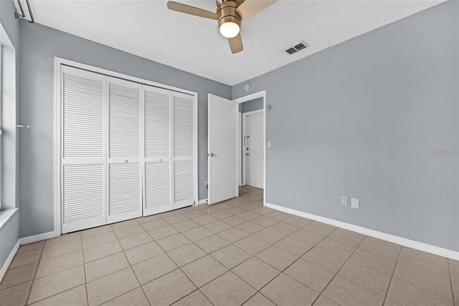 Building Photo - 7712 Water Oak Ct