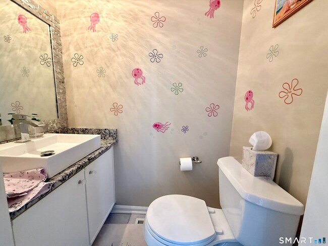 Building Photo - 133 Clearview Ct