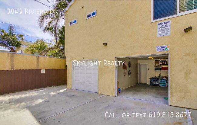 Building Photo - 3843 Riviera Dr