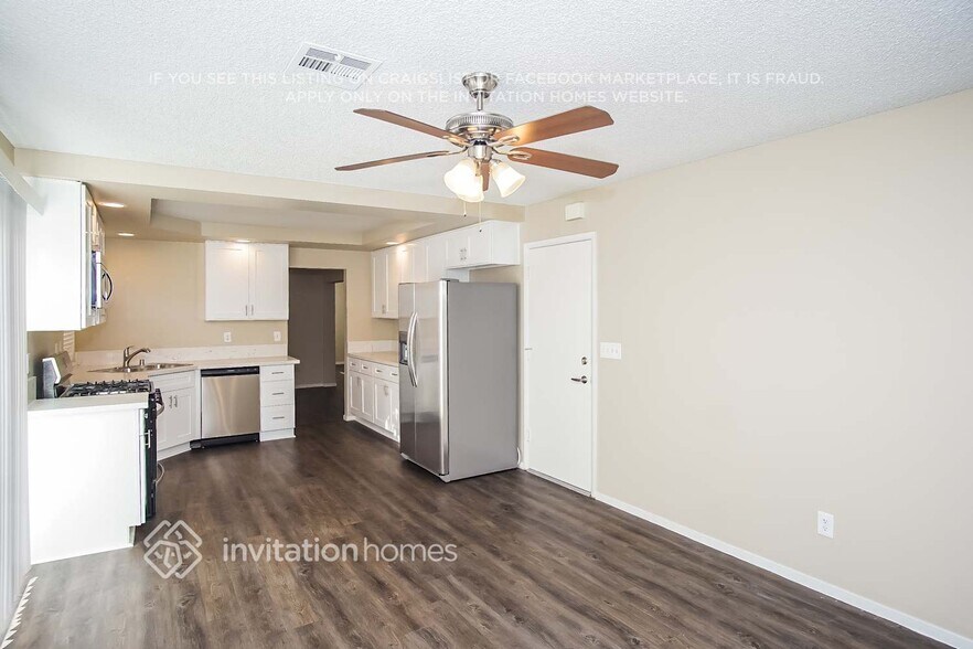 Building Photo - 2873 Aliso Dr