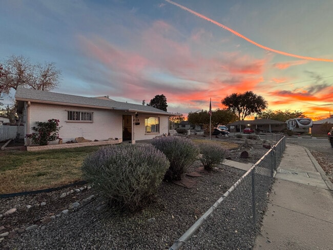 Building Photo - 9402 Claremont Ave NE