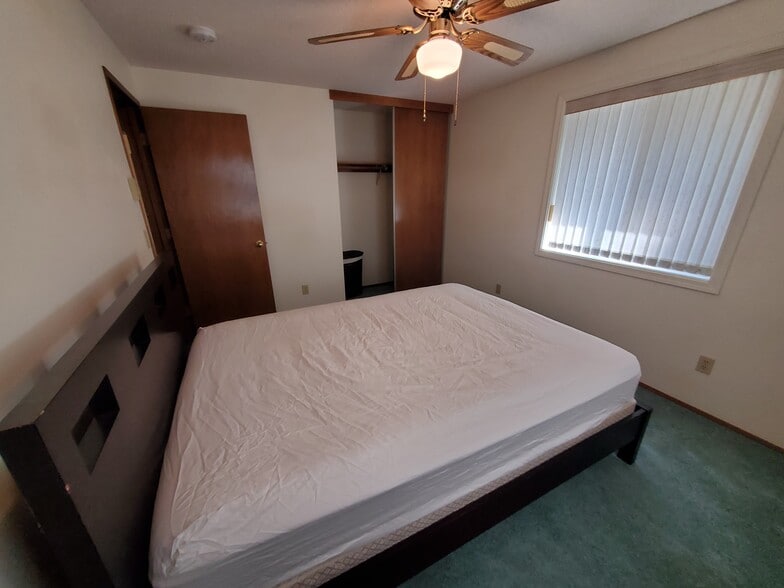 Building Photo - 14579 Crossroads Loop