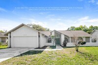 Building Photo - 3214 N Thackery Wy