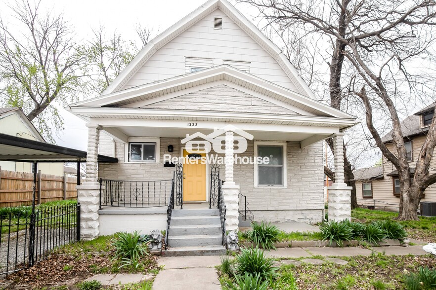 Primary Photo - 1322 Yecker Ave