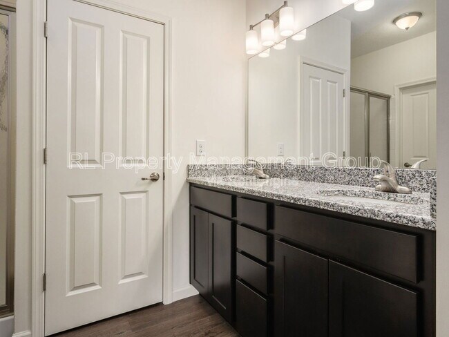 Building Photo - 5861 Yellowfin Ln