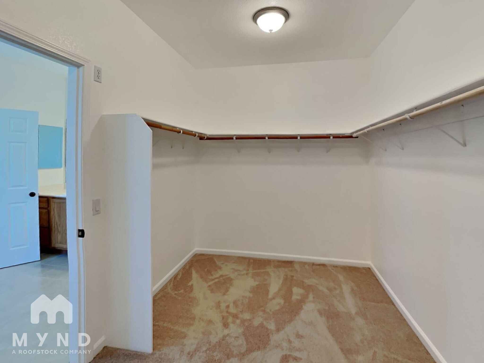 Building Photo - 9359 Lost Springs Ct