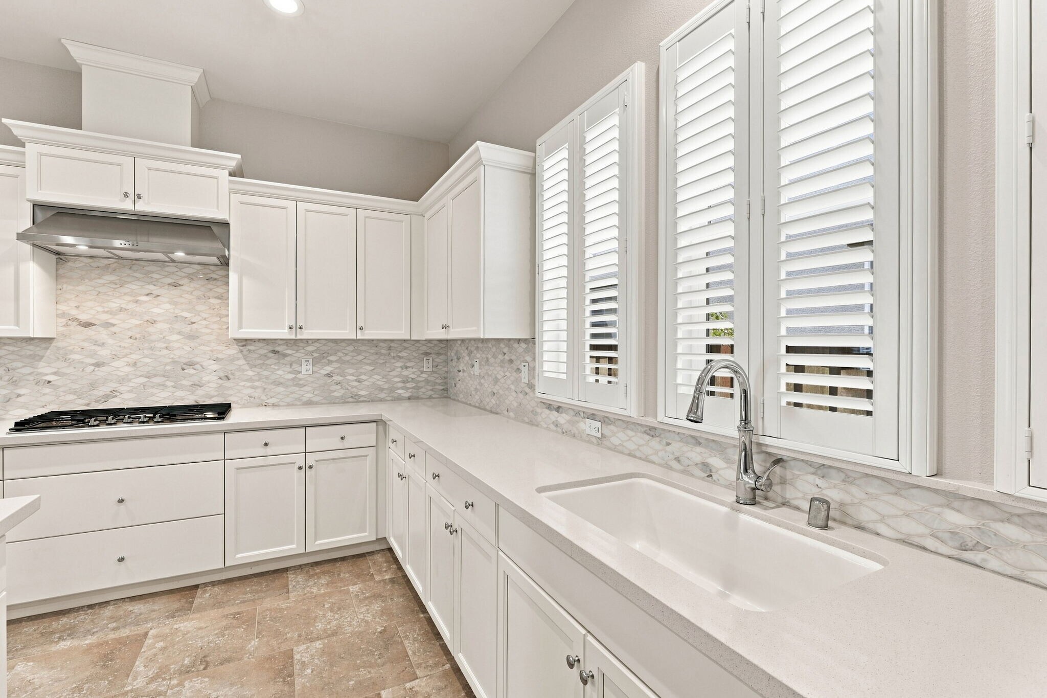 Building Photo - 2964 Bluffs Dr
