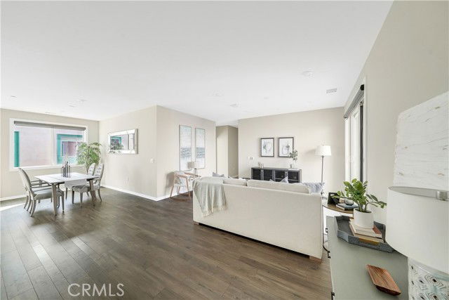 Building Photo - 203 Bowery