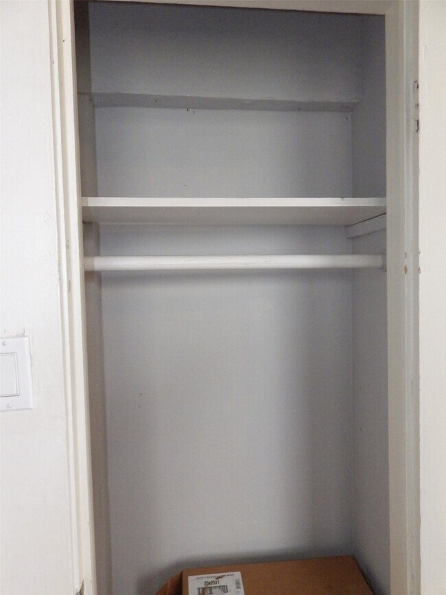 Building Photo - 4322 Wilmer St