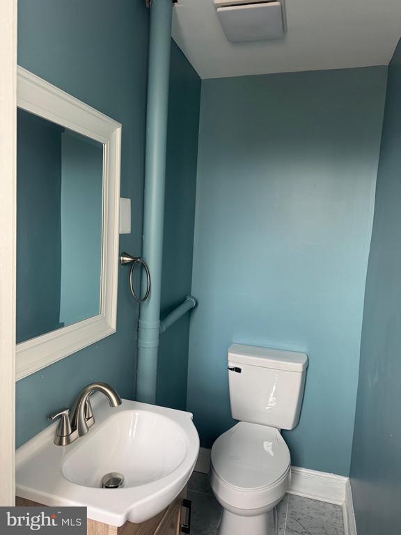 Building Photo - 12 Wirt St NW