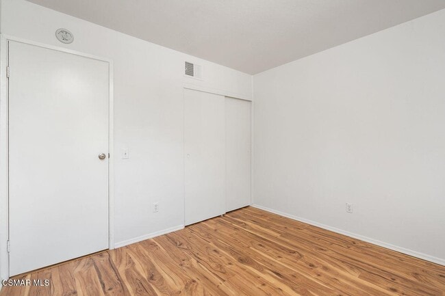 Building Photo - 28551 Conejo View Dr