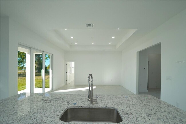 Building Photo - 52 Brig Cir E