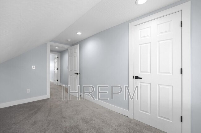 Building Photo - 1157 Atcheson St