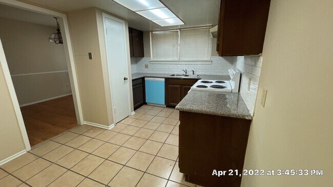 Building Photo - 2502 Quiver Ln