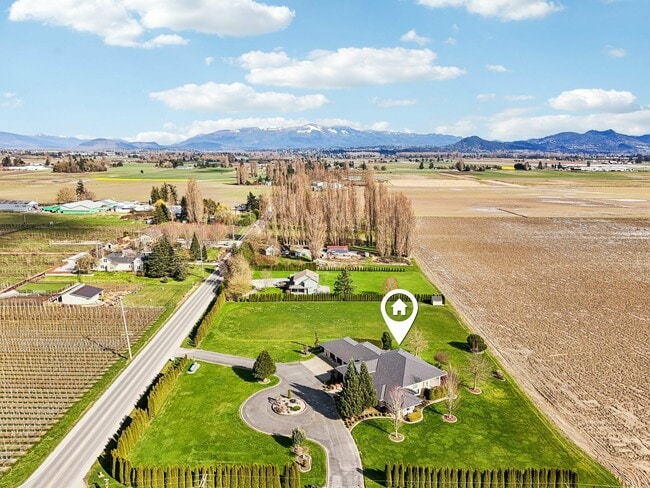 Primary Photo - 15541 Bradshaw Rd