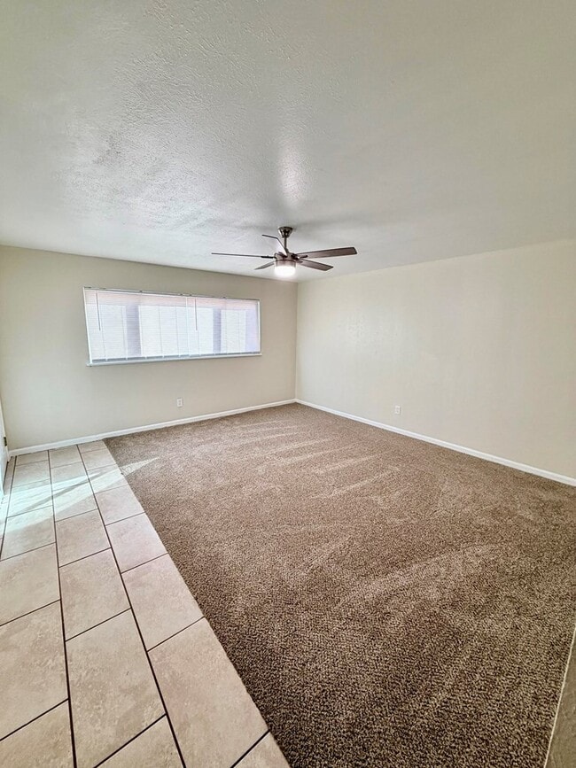 Building Photo - 3701 Spruce Ave