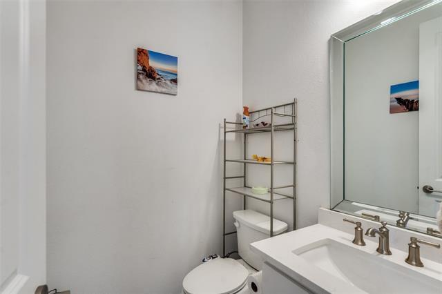 Building Photo - 1032 Finnhorse Dr