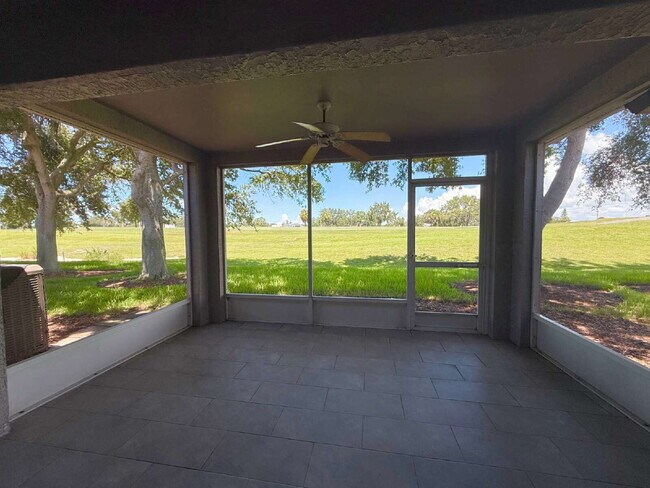 Building Photo - Heritage Pines active 55+ community 2/2 villa