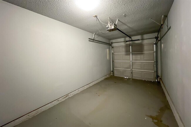 Building Photo - 1225 Sequoyah Pl