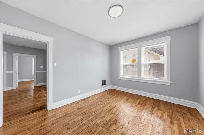 Building Photo - 4643 Evans Ave