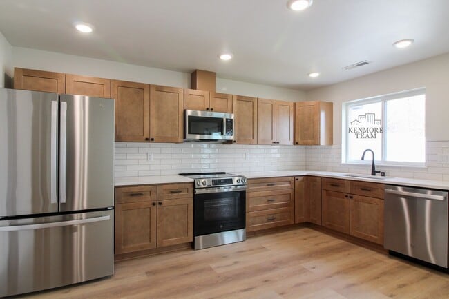 Building Photo - New Construction! 3 Bed/2.5 Bath in Pasco