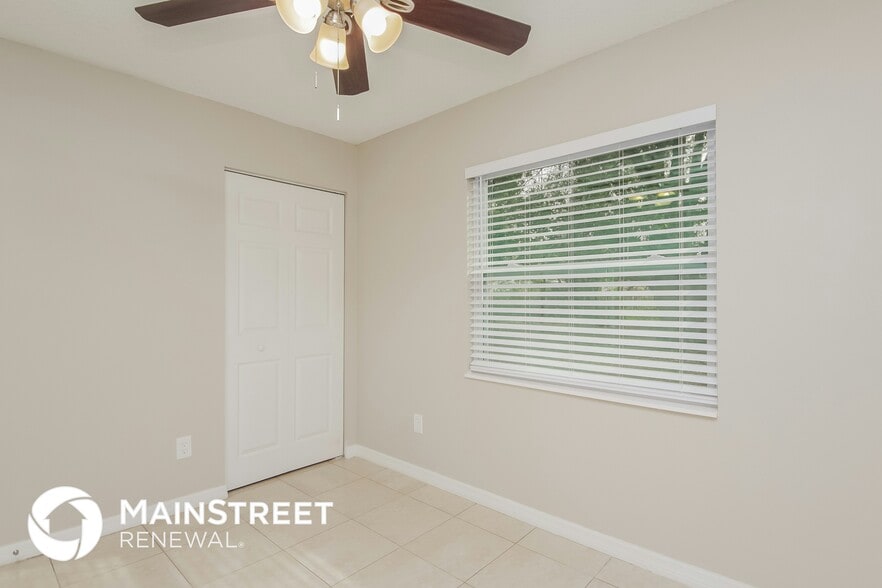 Building Photo - 5312 Wren St