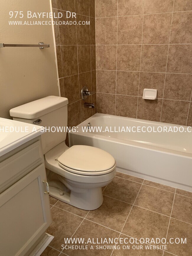 Building Photo - 975 Bayfield Dr