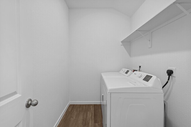 Building Photo - 27718 Hudson Sands Ln