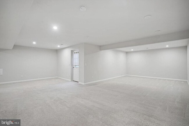Building Photo - 106 Dribbler Wy