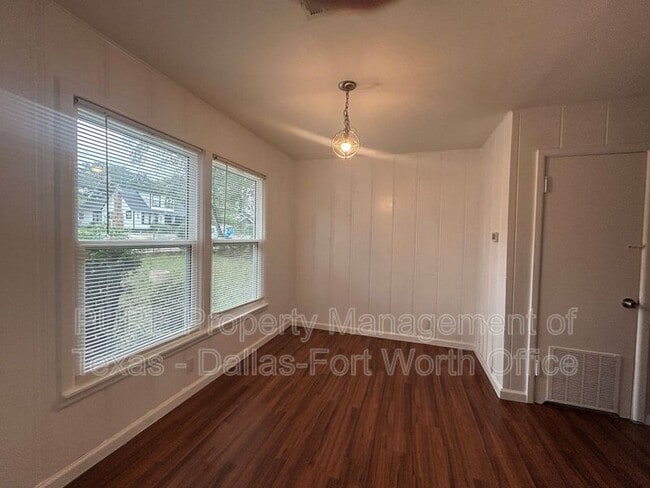 Building Photo - 3204 Grayson St