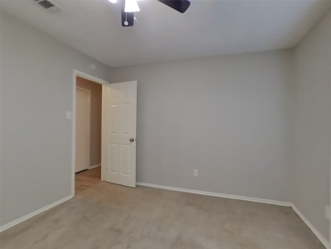 Building Photo - 3107 Lucida Ln