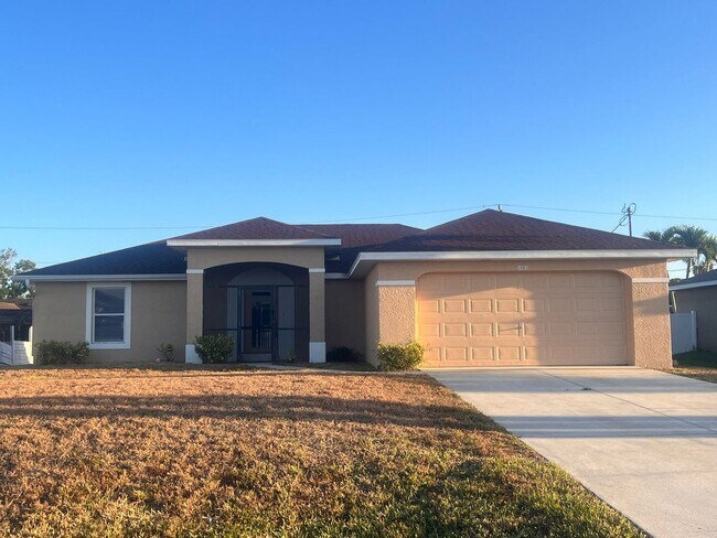 Building Photo - Cape Coral Single Family home!