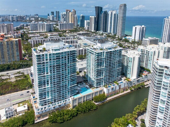 Building Photo - 300 Sunny Isles Blvd