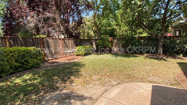 Building Photo - 673 Nacomis Ct