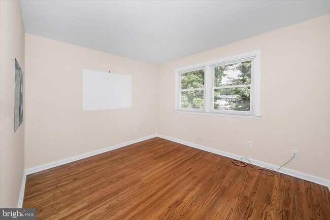 Building Photo - 4 Malvern Ct