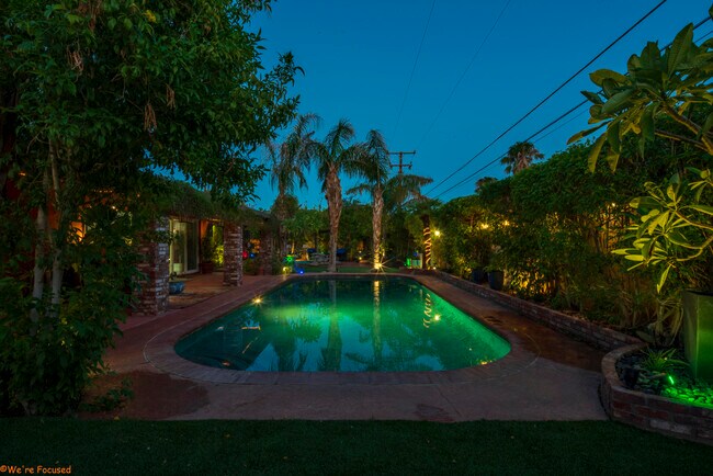 Building Photo - 14 Gary Cir