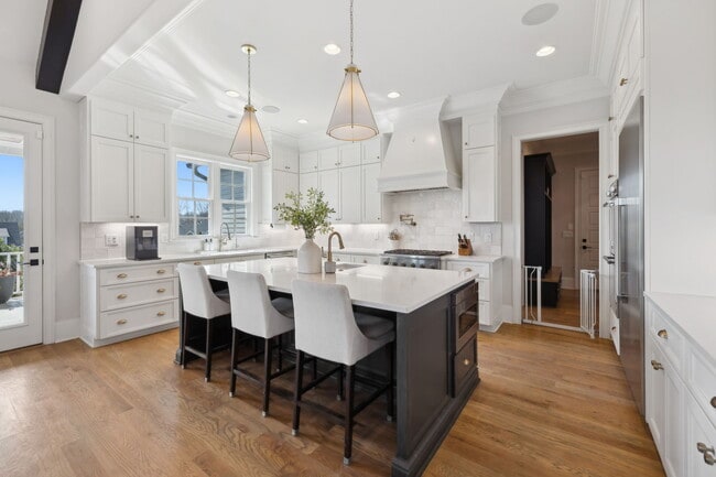 Building Photo - 8681 Belladonna Dr