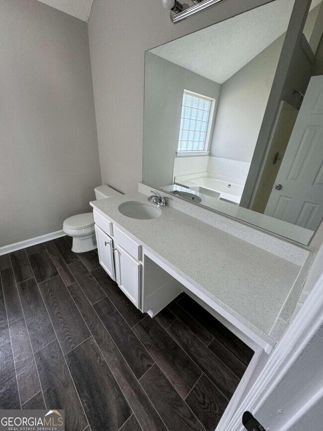 Building Photo - 5309 Cattail Ln