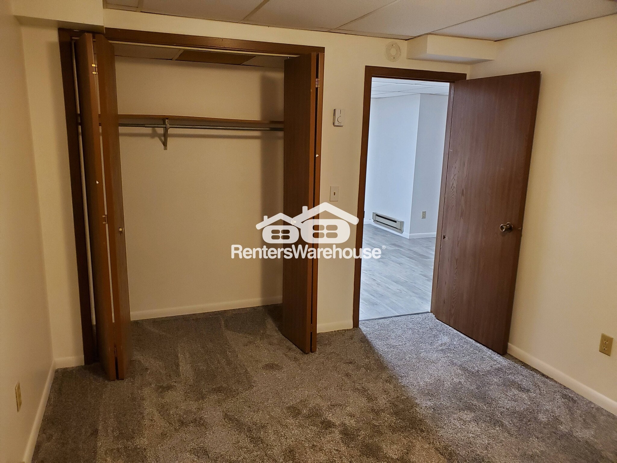 Building Photo - 109 4th Ave SE