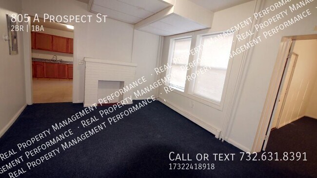 Building Photo - 805 Prospect St