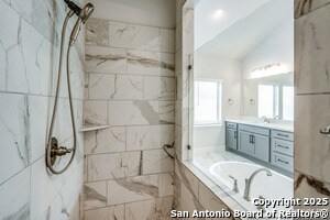 Building Photo - 361 Bridle Trl