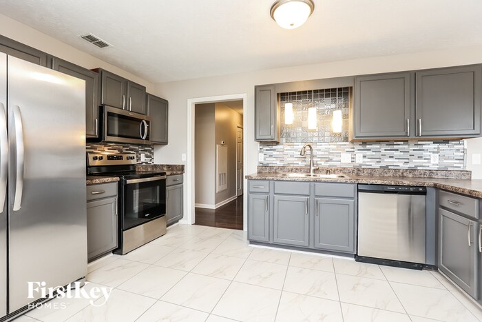 Building Photo - 1316 Sunray Dr