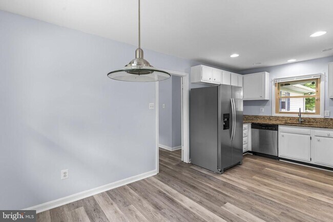 Building Photo - 13501 Ivy Way