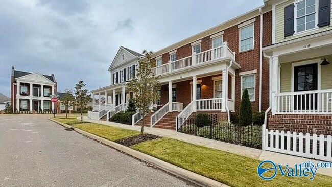 Building Photo - 50 Pine St