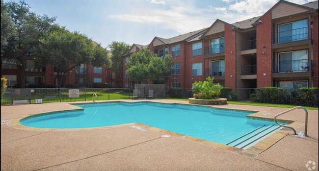 Building Photo - 3440 E Rosemeade Pkwy