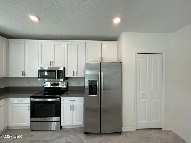 Building Photo - 1098 Pacific Dunes Ct