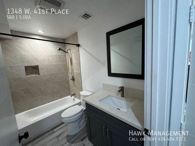 Building Photo - 1348 W 41st Pl