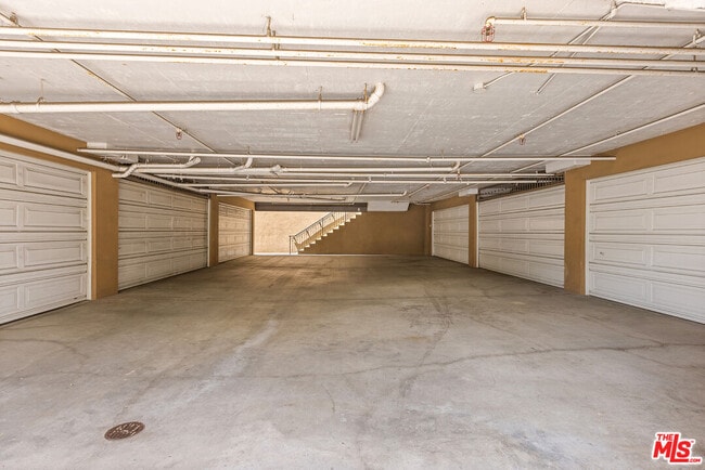 Building Photo - 11428 National Blvd