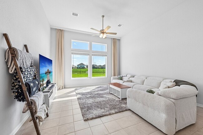Building Photo - 409 Chardonnay Dr