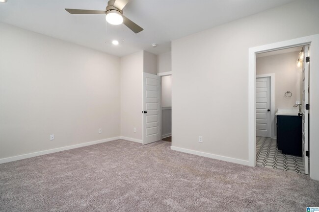 Building Photo - 1195 Windsor Sq